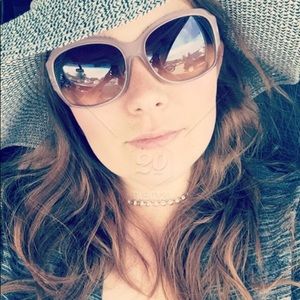 Meet your Posher, Milly